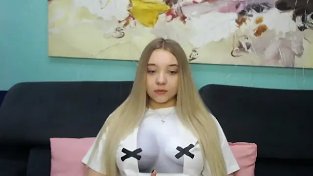 Snapshot of MilanaSiia chatting on 21, 3, 2026 MilanaSiia online show from 21, 3, 2026