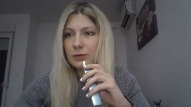 Foxy Bright online show from 21, 3, 2026