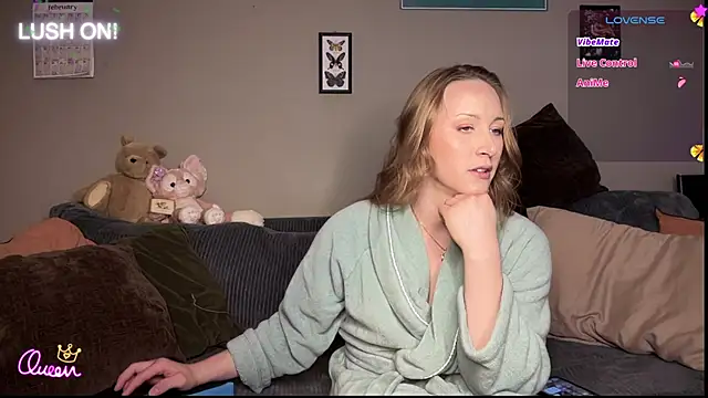 Snapshot of greenxxxqueen chatting on 1, 3, 2026 greenxxxqueen online show from 1, 3, 2026