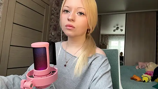 Snapshot of JeneeBIanks chatting on 28, 2, 2026 JeneeBIanks online show from 28, 2, 2026