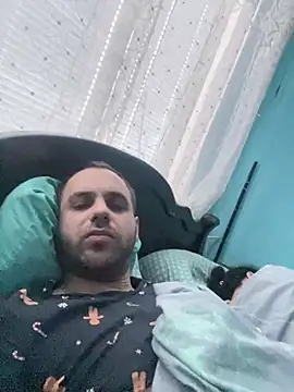 Snapshot of LaBuBupara chatting on 2, 3, 2026 LaBuBupara online show from 2, 3, 2026