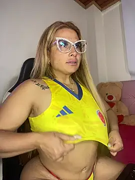 Snapshot of Alma_Andrade chatting on 18, 7, 2026 Alma Andrade online show from 18, 7, 2026