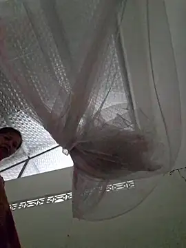 Snapshot of kieuqueen92 chatting on 1, 3, 2026 kieuqueen92 online show from 1, 3, 2026