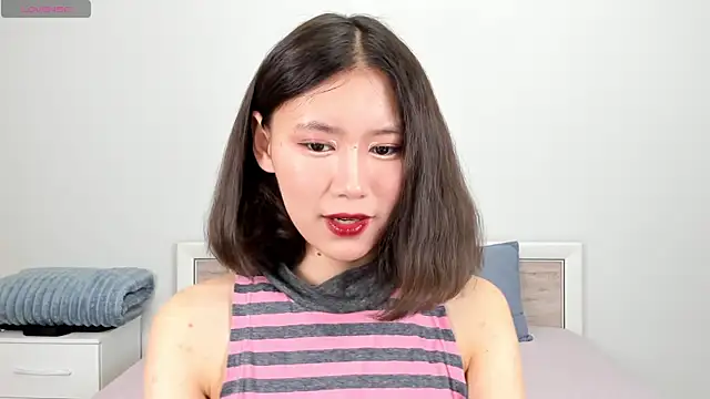 Snapshot of Kiraeko chatting on 7, 5, 2026 Kiraeko online show from 7, 5, 2026
