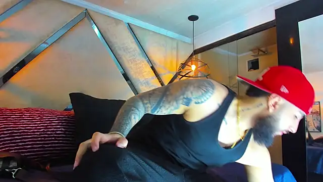 Snapshot of SantiagoHincapiie chatting on 25, 2, 2026 SantiagoHincapiie online show from 25, 2, 2026