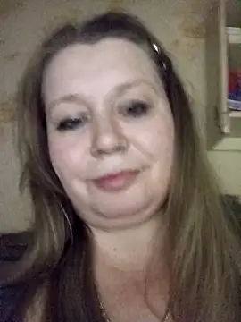 KiraStanton online show from 25, 2, 2026