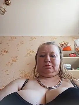 Snapshot of KiraStanton chatting on 19, 6, 2026 KiraStanton online show from 19, 6, 2026