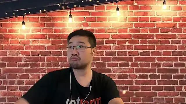 Snapshot of jasonryu2025 chatting on 2, 3, 2026 jasonryu2025 online show from 2, 3, 2026