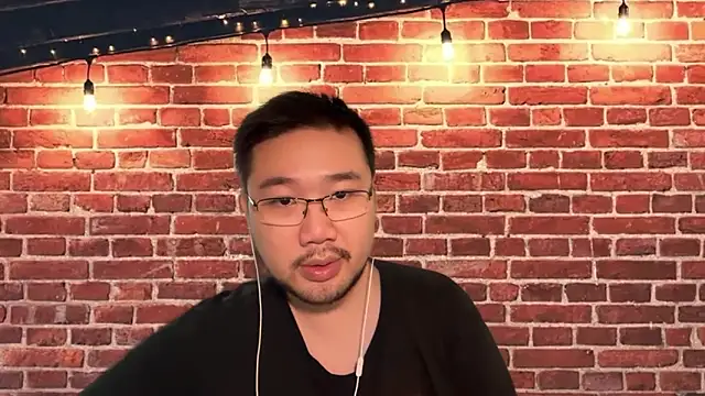 Snapshot of jasonryu2025 chatting on 7, 3, 2026 jasonryu2025 online show from 7, 3, 2026