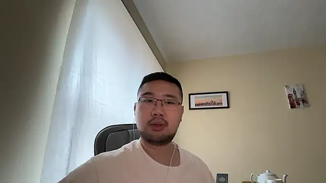 Snapshot of jasonryu2025 chatting on 24, 3, 2026 jasonryu2025 online show from 24, 3, 2026