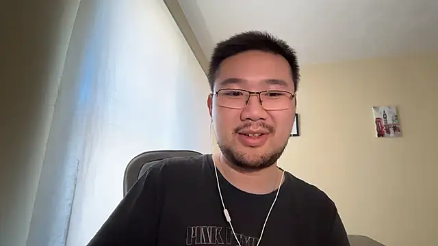 Snapshot of jasonryu2025 chatting on 25, 4, 2026 jasonryu2025 online show from 25, 4, 2026
