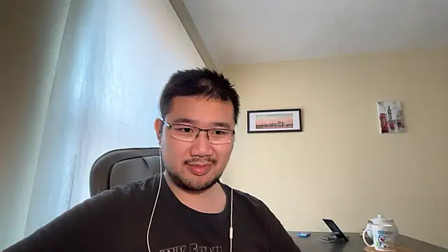 Snapshot of jasonryu2025 chatting on 27, 4, 2026 jasonryu2025 online show from 27, 4, 2026