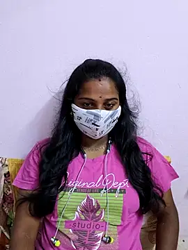 Snapshot of Shaliniqueen chatting on 22, 5, 2026 Shaliniqueen online show from 22, 5, 2026