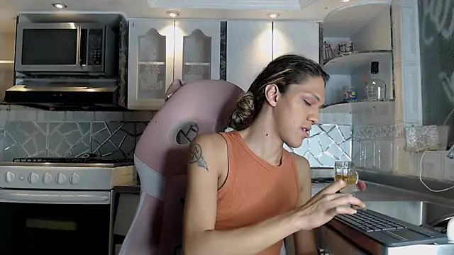 Snapshot of CrisOzzz chatting on 22, 2, 2026 CrisOzzz online show from 22, 2, 2026