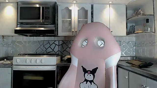 CrisOzzz online show from 7, 3, 2026