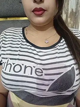 Snapshot of Shanaya-Hotty chatting on 23, 6, 2026 Shanaya-Hotty online show from 23, 6, 2026