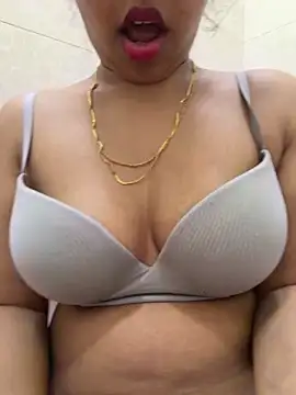 Snapshot of sessy_grl chatting on 1, 5, 2026 sessy grl online show from 1, 5, 2026