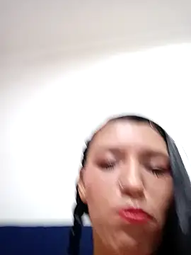 sandy 11  online show from 10, 4, 2026