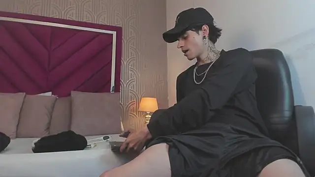 Dominic Foxx online show from 25, 2, 2026