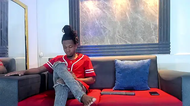 Latins on fire online show from 13, 4, 2026