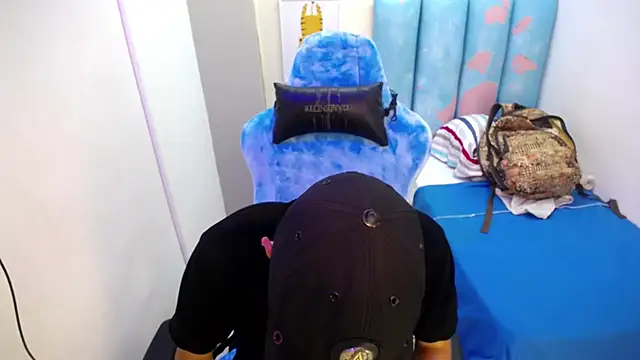 Snapshot of Houston_bby_ chatting on 28, 2, 2026 Houston bby online show from 28, 2, 2026