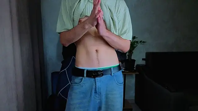 Snapshot of Mrkallin chatting on 4, 7, 2026 Mrkallin online show from 4, 7, 2026