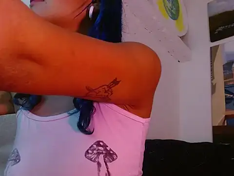 Snapshot of powderblu69 chatting on 15, 7, 2026 powderblu69 online show from 15, 7, 2026