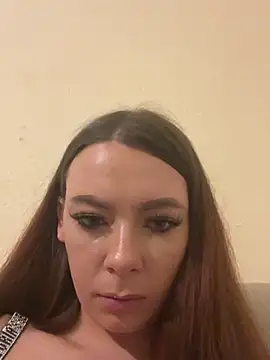 Snapshot of SexyLily22x chatting on 3, 3, 2026 SexyLily22x online show from 3, 3, 2026