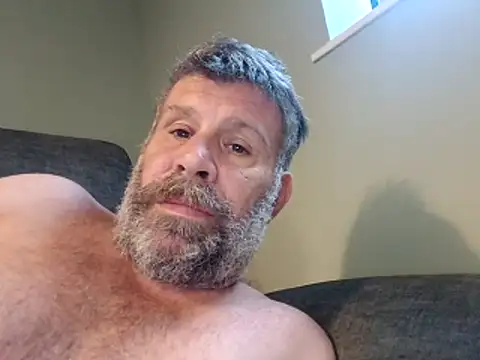Snapshot of stud2512 chatting on 1, 6, 2026 stud2512 online show from 1, 6, 2026