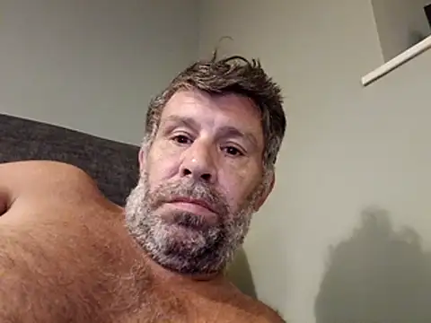 Snapshot of stud2512 chatting on 3, 7, 2026 stud2512 online show from 3, 7, 2026