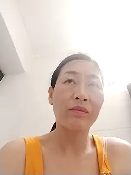 lris-Beauty77 online show from 2, 4, 2026