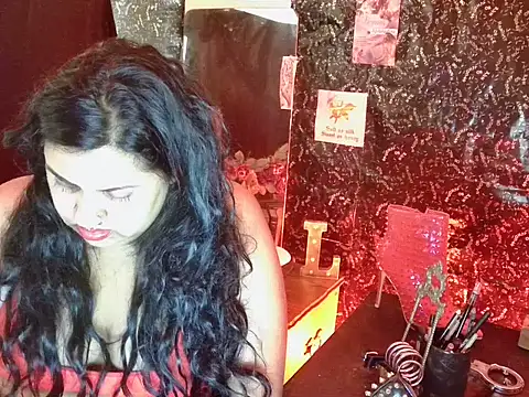 Snapshot of MistressMileenaMiami chatting on 6, 8, 2026 MistressMileenaMiami online show from 6, 8, 2026