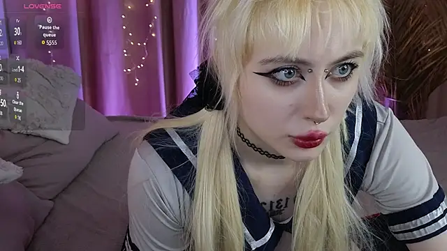 Snapshot of rraffaellka chatting on 12, 5, 2026 rraffaellka online show from 12, 5, 2026