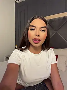 Snapshot of AnnyVega__ chatting on 10, 7, 2026 AnnyVega online show from 10, 7, 2026