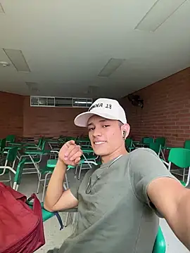 Snapshot of HarryGaze chatting on 2, 3, 2026 HarryGaze online show from 2, 3, 2026