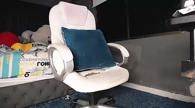 Snapshot of dirty_27cms chatting on 7, 3, 2025 dirty 27cms online show from 7, 3, 2025