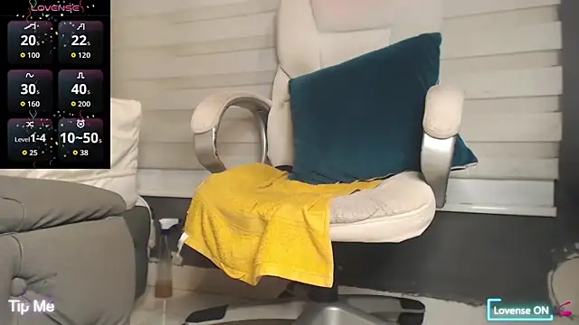 Snapshot of dirty_27cms chatting on 13, 11, 2025 dirty 27cms online show from 13, 11, 2025