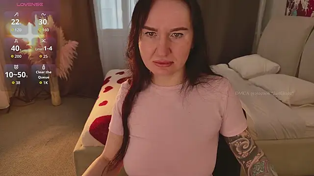 JustGrace online show from 13, 4, 2026