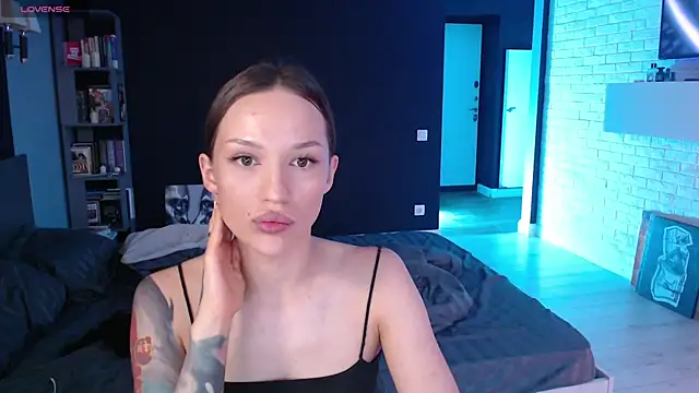 Snapshot of Jade_Amore chatting on 12, 7, 2026 Jade Amore online show from 12, 7, 2026