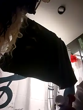 ArmaniBigDick1 online show from 8, 3, 2026