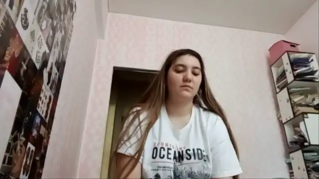 Snapshot of JanineThielman chatting on 12, 7, 2026 JanineThielman online show from 12, 7, 2026