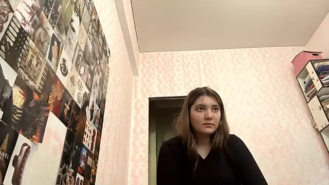 Snapshot of JanineThielman chatting on 15, 7, 2026 JanineThielman online show from 15, 7, 2026