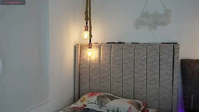 Snapshot of Gaby_evansz chatting on 26, 4, 2026 Gaby evansz online show from 26, 4, 2026
