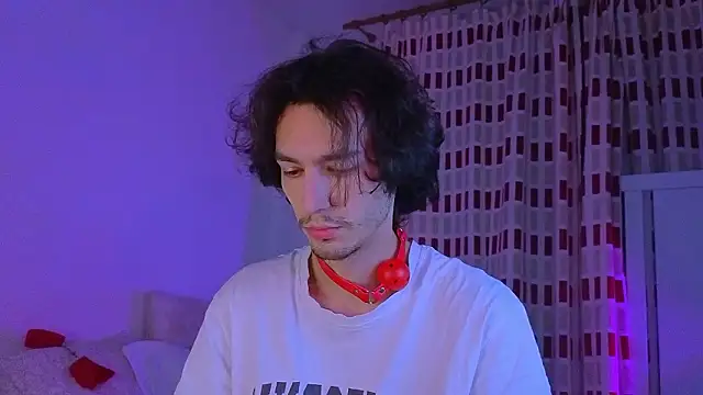 Snapshot of crybae chatting on 19, 3, 2026 crybae online show from 19, 3, 2026