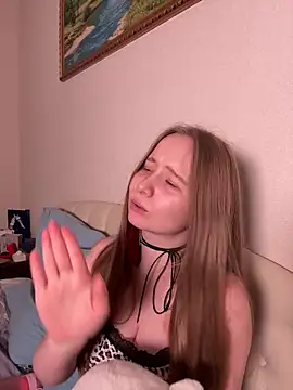 cutefoxieee online show from 25, 5, 2026
