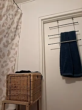 JestingSense online show from 12, 4, 2026