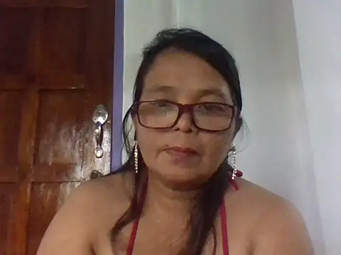 Snapshot of Flowerblossom123 chatting on 3, 5, 2026 Flowerblossom123 online show from 3, 5, 2026