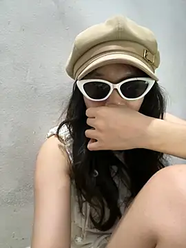 Nancyk6 online show from 17, 5, 2026