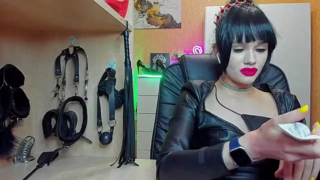 KristiTopxx online show from 15, 10, 2025