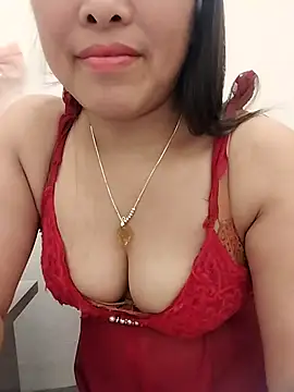Snapshot of 01_ANNA_01 chatting on 27, 4, 2026 01 ANNA 01 online show from 27, 4, 2026